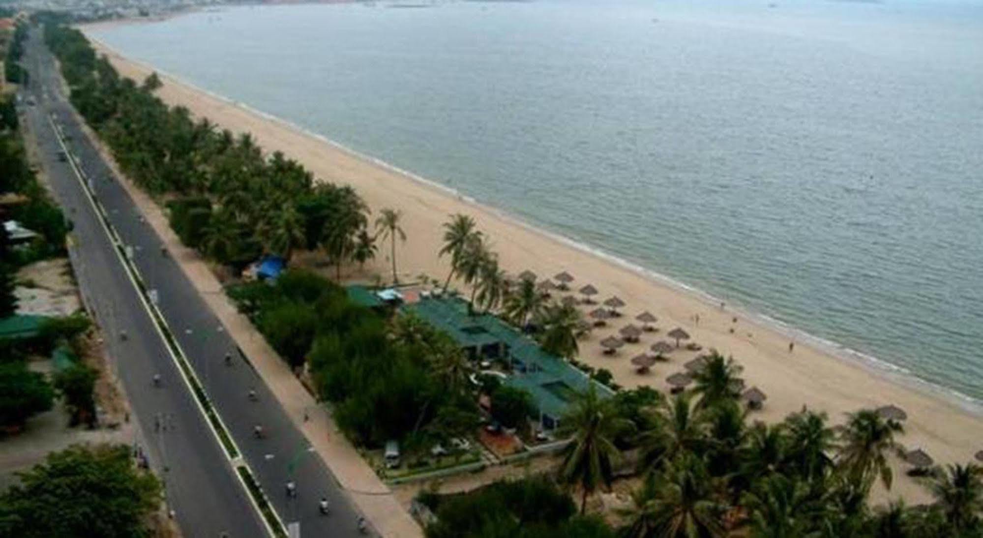 Aurora Nha Trang Hotel Exterior photo